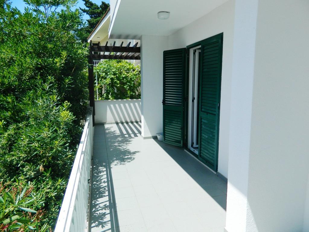Apartments Ria Baška Voda Εξωτερικό φωτογραφία