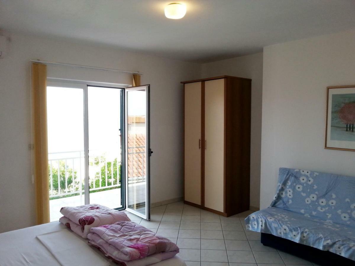Apartments Ria Baška Voda Εξωτερικό φωτογραφία